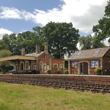 Rowden Mill Station Villa Bromyard Exterior photo